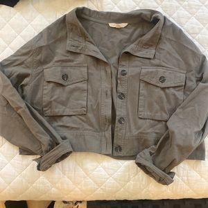 Cropped military green jacket